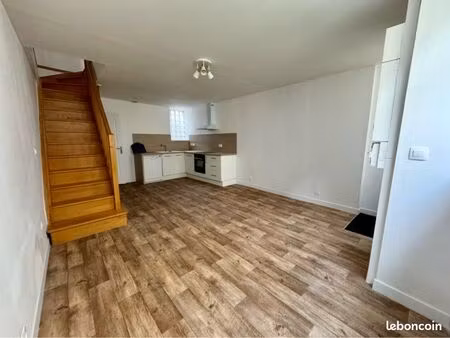 location maison de ville