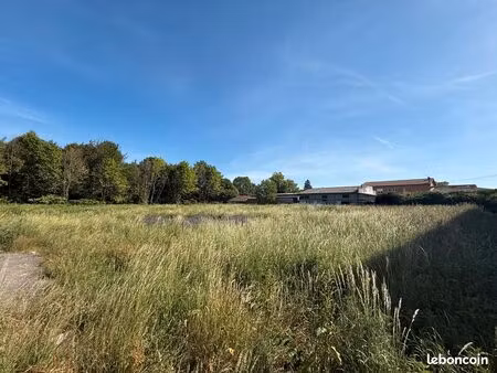 terrain constructible 1240m² - odos
