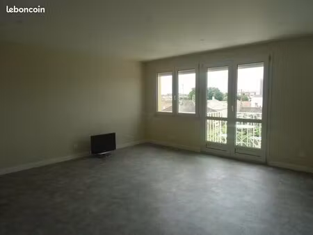 appartement 3 pièces 57 m2 coeur de ville achères 78