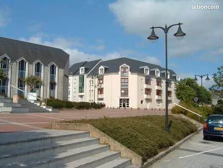 studio meublé