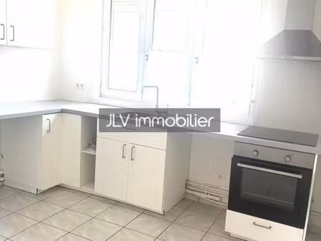 appartement 1 pièce 33 m²