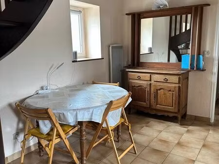 duplex meublé de 63m2  près de l'arrêt tram gambetta (ligne1)