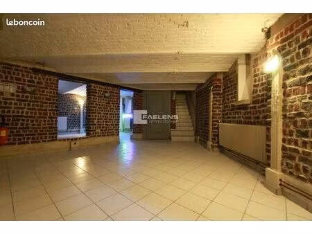 commerce 88 m²