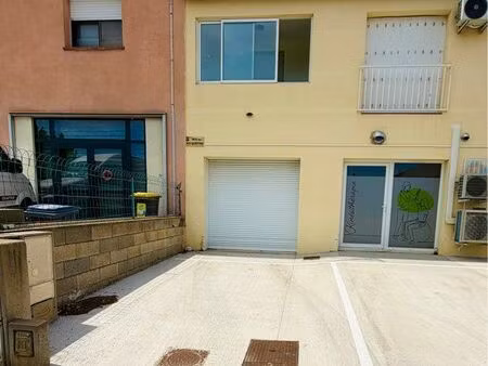 garage + place de parking privative