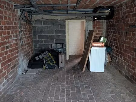 location garage rue calme