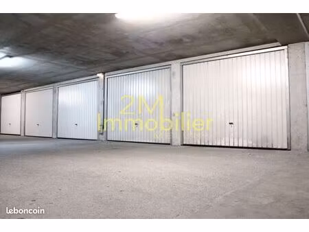 parking/box le mée-sur-seine
