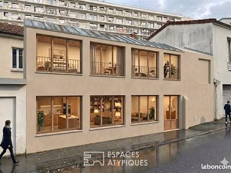 parking/box 129 m² paris