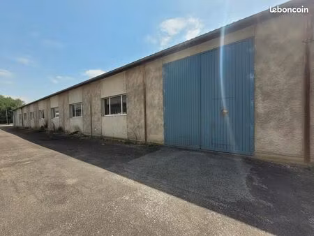 local 1112 m² cayrac