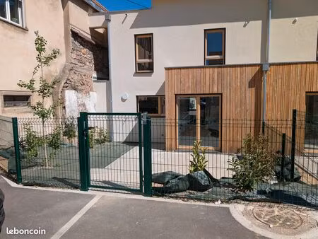 location maison t5 neuve (88 m²) avec jardin et terrasse - plein centre de cernay