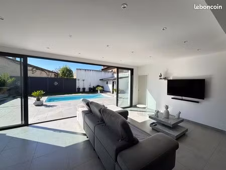 maison hyper centre t4 avec piscine et garage