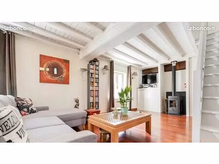 ? maison de ville atypique & coup de cœur – 120 m² – centre d'orliénas