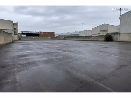 location terrain de stockage