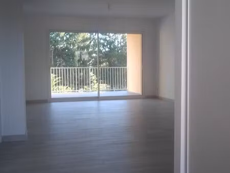 appart f3 78 m² climatisé / balcon / parking