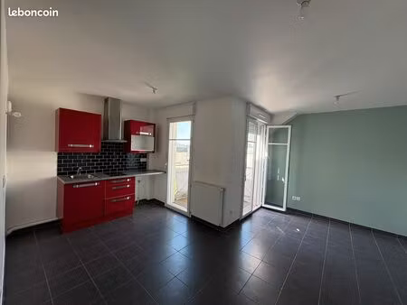 bel appartement tranquille à ozoir-la-ferrière