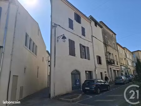 commerce 24 m²