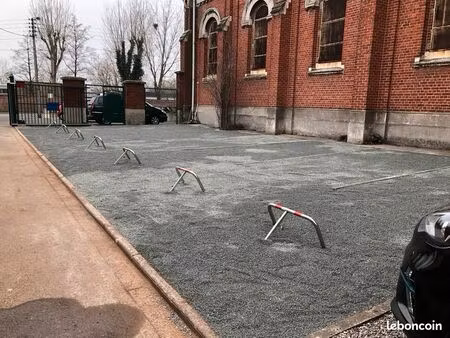 a louer place de parkings extérieures