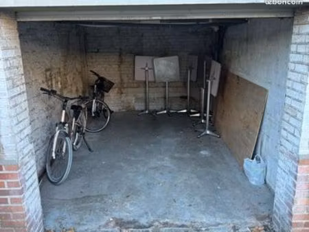 garage hyper centre dunkerque cour privé