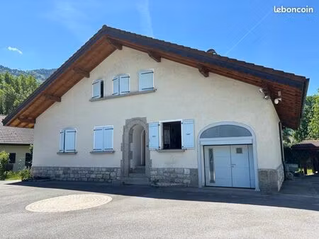maison spacieuse et agréable