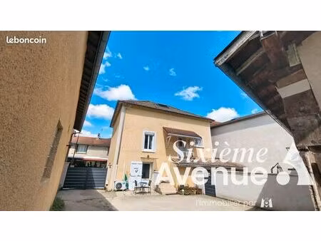 grange 5 pièces 123 m²