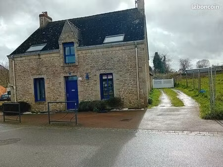 à louer – maison familiale avec jardin au cœur de saint-jean-la-poterie