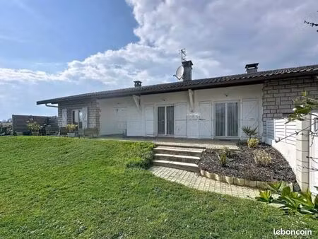 ? plain-pied 110m² rénové | 1km douane veigy | 599k
