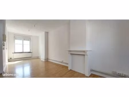 appartement f2 de 44m² à comines + grand grenier
