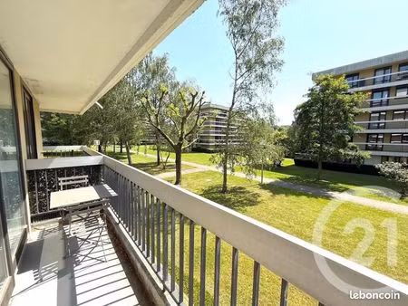 studio 1 pièce 25 m²