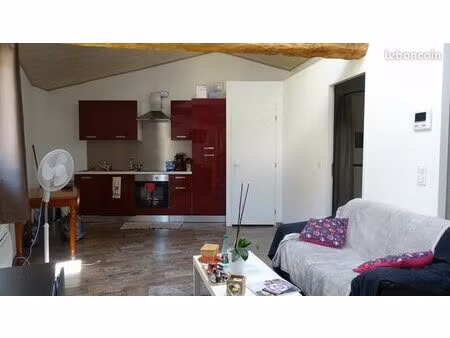 immeuble 3 appartements + garage
