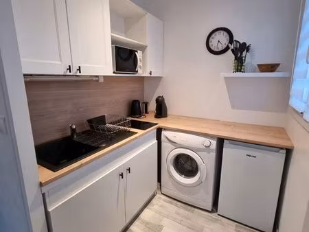 t1 bis lumineux de 30m² – entièrement rénové – secteur hôpital