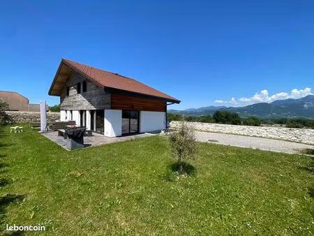 amancy - maison contemporaine rénovée avec terrain constructible