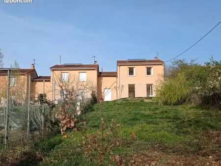 maison t5 de 111 m² avec jardin