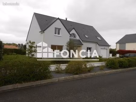 maison 7 pièces 210 m²