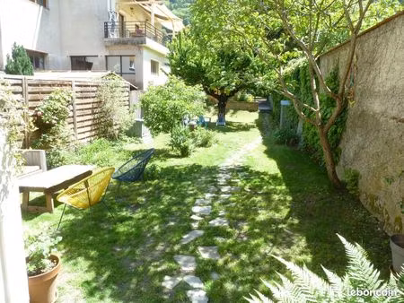 maison de ville 7 pièces 176 m²