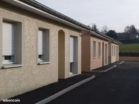 villa 4 pièces 80 m²
