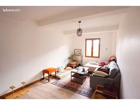 maison de village 3 pièces 56 m²