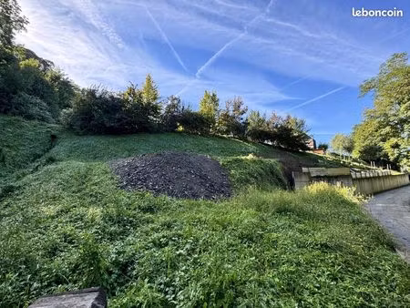 terrain 546 m² laissaud