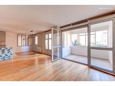 appartement 3 pièces 81 m²