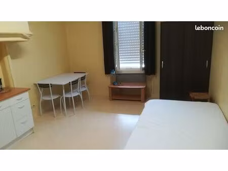 studio meublé 23 m2 centre ville de melle