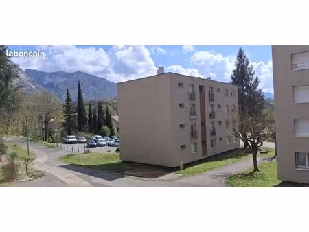 appartement 4 pièces 84 m²