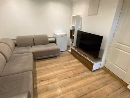 chambre 1 pièce 9 m²