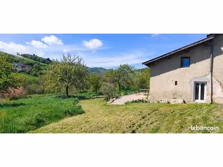 ancienne ferme atypique