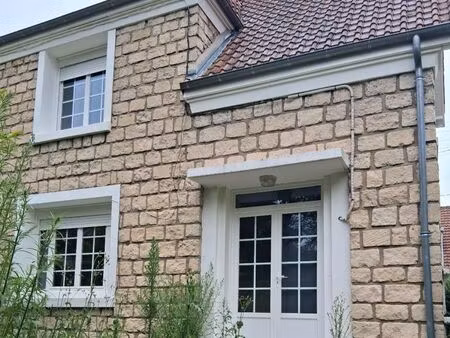 pavillon 4 pièces 80 m²