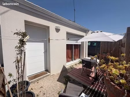 maison plain pied à niort terrasse et garage