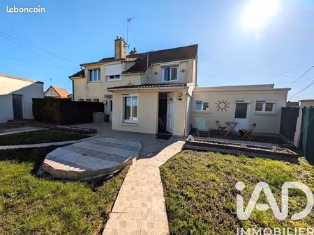 maison 4 pièces 80 m²