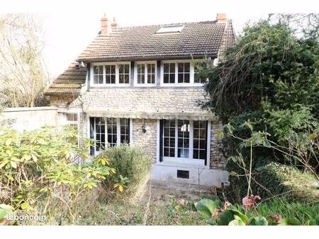 maison 6 pièces 115 m²