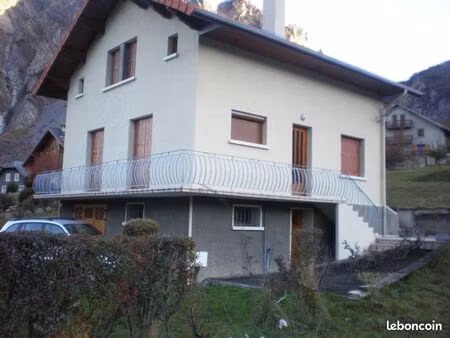 maison 5 pièces 139 m²