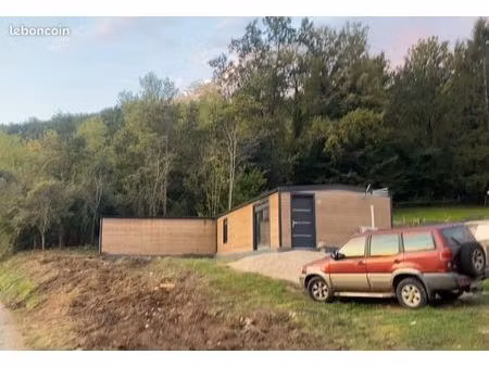 maison 81 m² + 9000 m² terrain - constructible