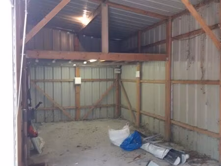 box/hangar de stockage avec terrain carrossable