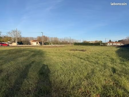 terrain 1350 m2 à finhan