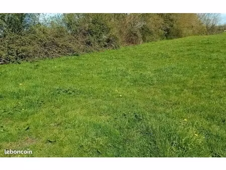 terrain 1 500 m² compainville